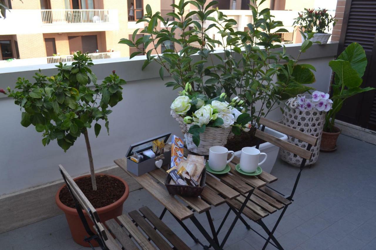 פיומיצ'ינו Airport & Fair Suite Apartments מראה חיצוני תמונה