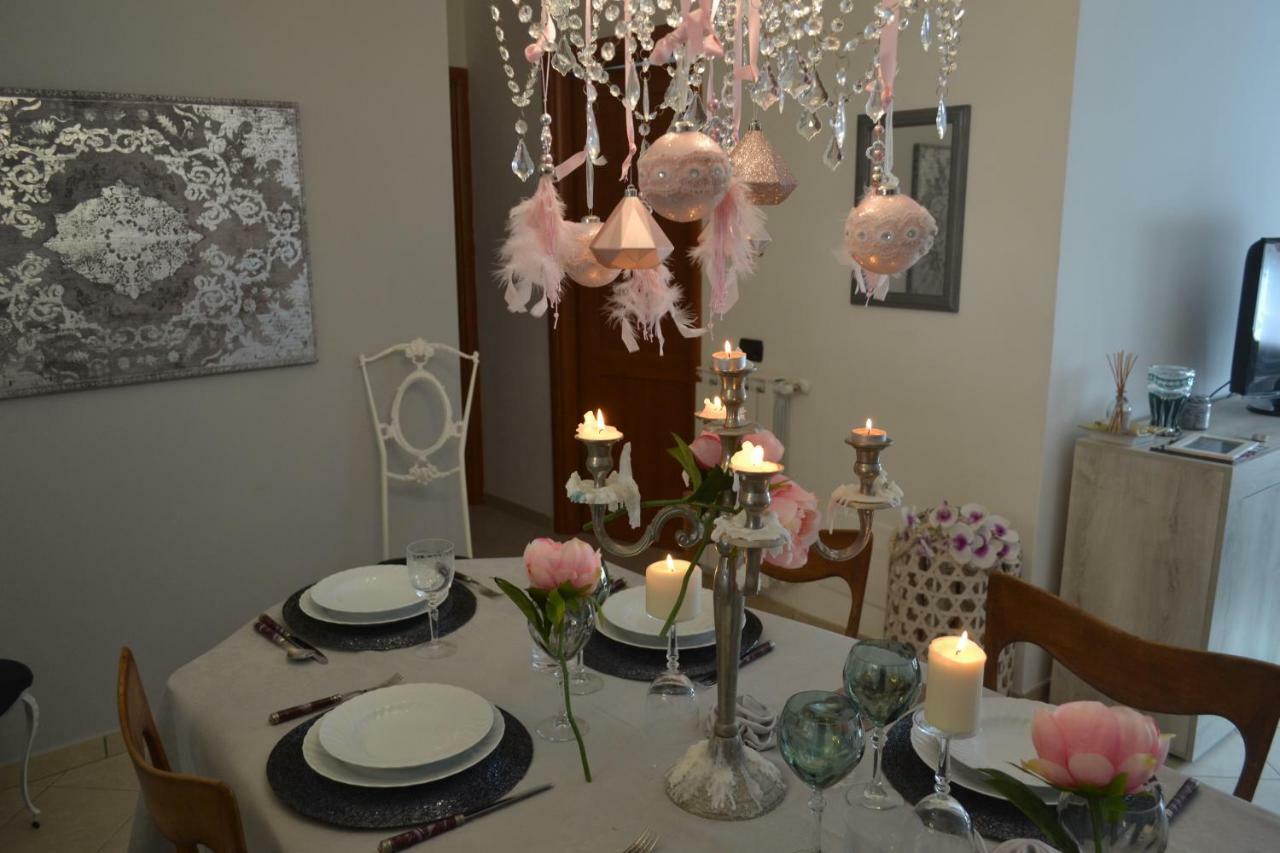 פיומיצ'ינו Airport & Fair Suite Apartments מראה חיצוני תמונה